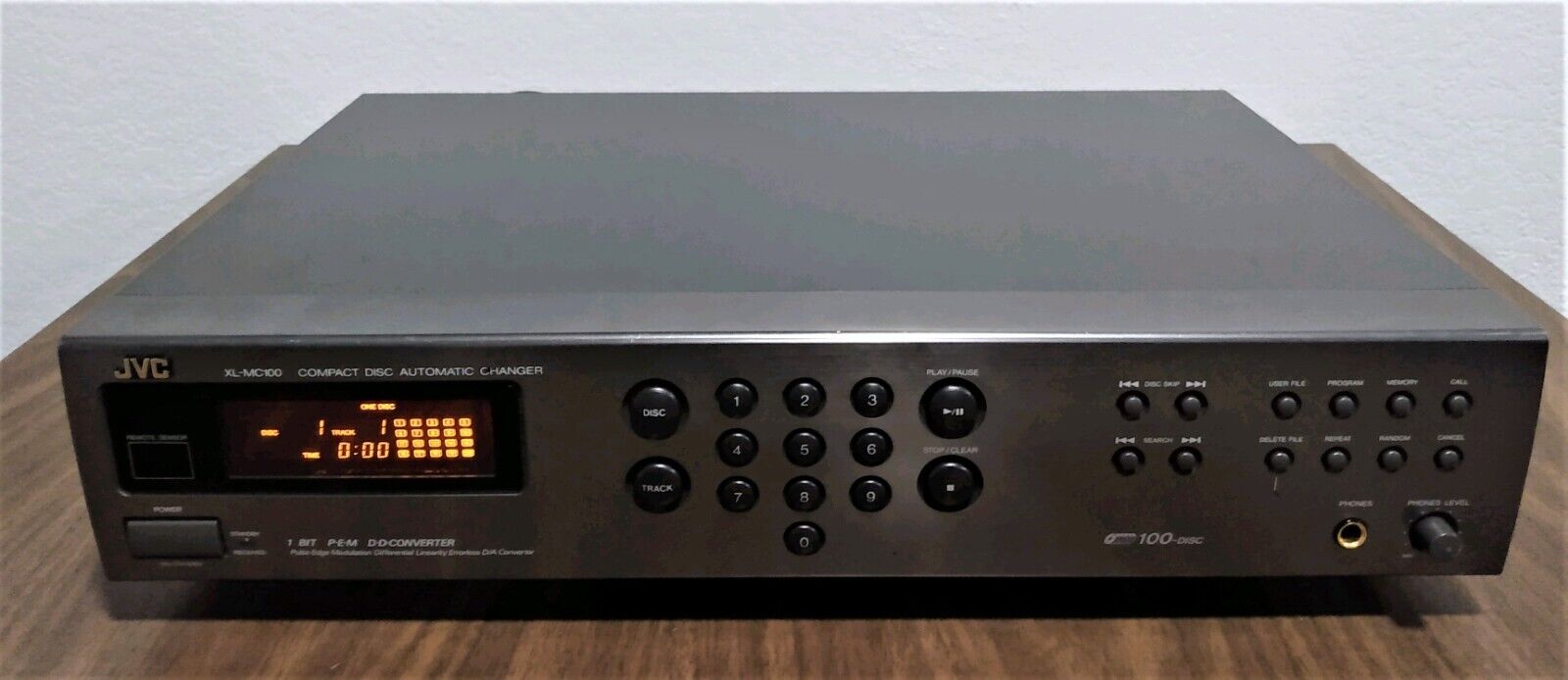 Jvc Compact Disc Automatic Changer Controller For Xl-mc100, 1 Bit Dd Converter